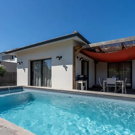 Holiday home Les Hirondelles Du - Avec Piscine Privee La Teste-de-Buch